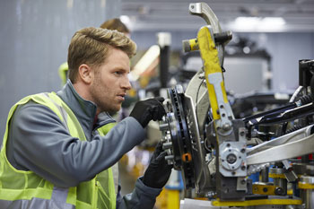 Beruf Maschinenbauingenieur Berufsbild Und Jobchancen
