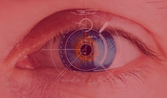 menschliches Auge mit Messzeichen